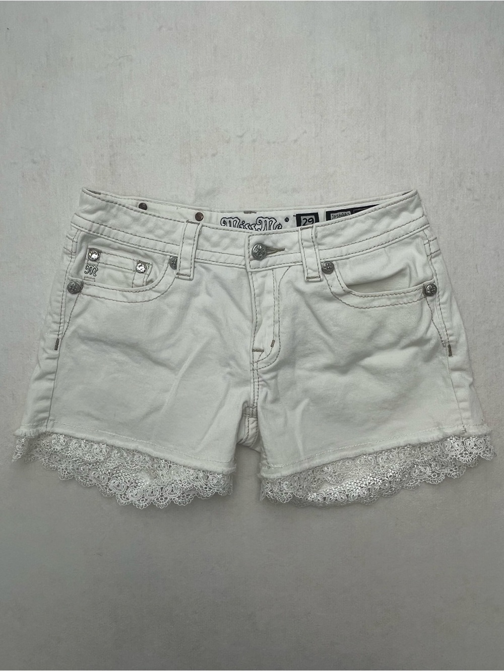 Miss Me Women's Lace Trim Embellished Pockets White Denim Cutoff Shorts Size 29